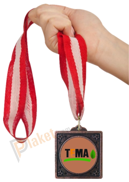 bakır kare madalyası